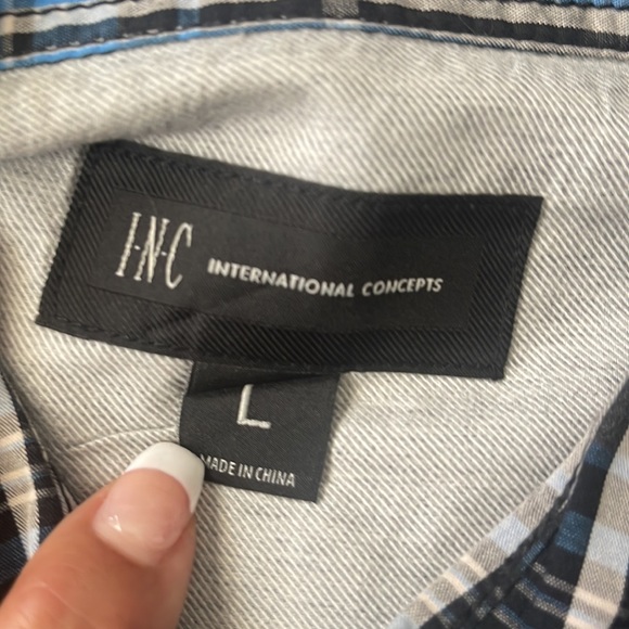 INC International Concepts Blue Black Gray plaid shirt Convertible sleeves Sz L. - Picture 7 of 10